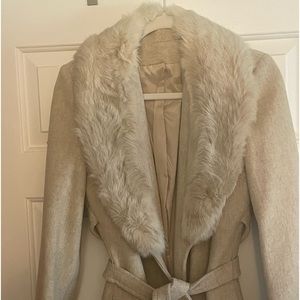 PORTRAIT Vintage Wool Fur Collared Coat